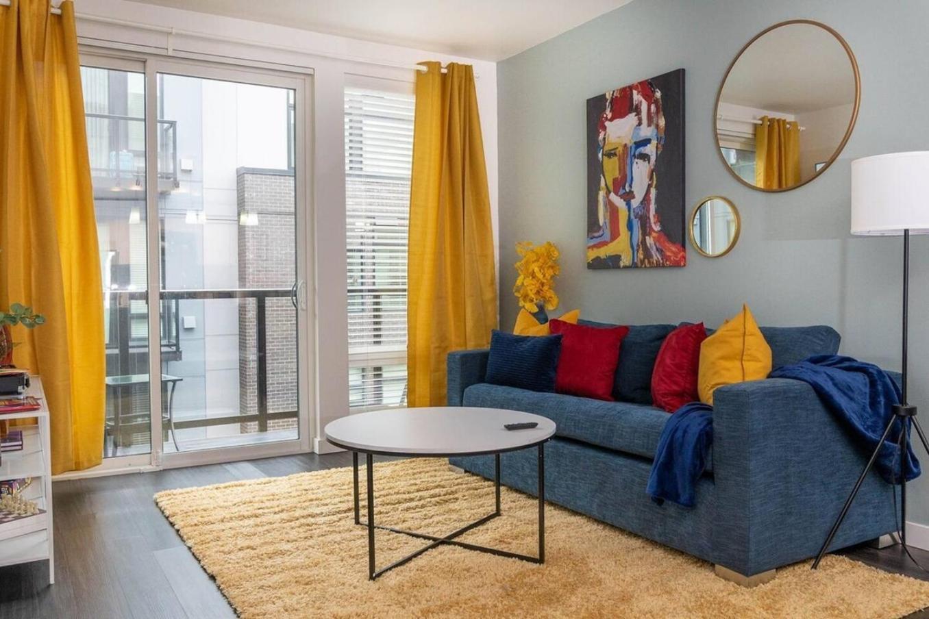 Self Check-In-Washer-Dryer-4Ksmart Tv-King Bed-Gym Tacoma Buitenkant foto